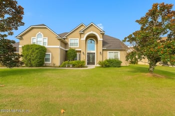 1897 Hickory Trace Dr, Fleming Island, FL 32003