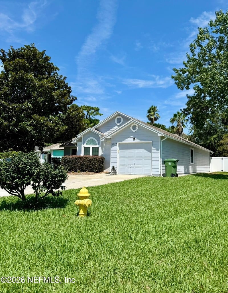 1897 Ocean Pond Dr, Jacksonville Beach, FL 32250