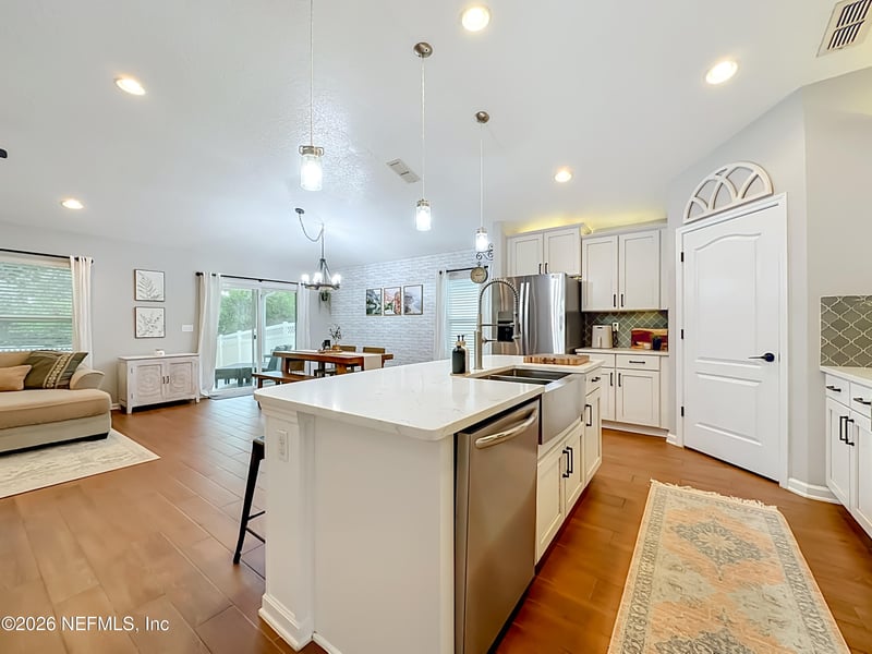 190 Lochnagar Mountain Dr, St Johns, FL 32259