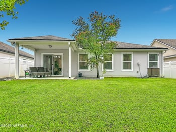 190 Lochnagar Mountain Dr, St Johns, FL 32259