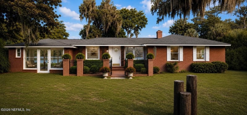 1900 E Holly Oaks Lake Rd E, Jacksonville, FL 32225
