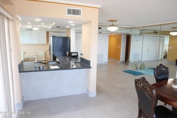 1901 1st St #806, Jacksonville Beach, FL 32250