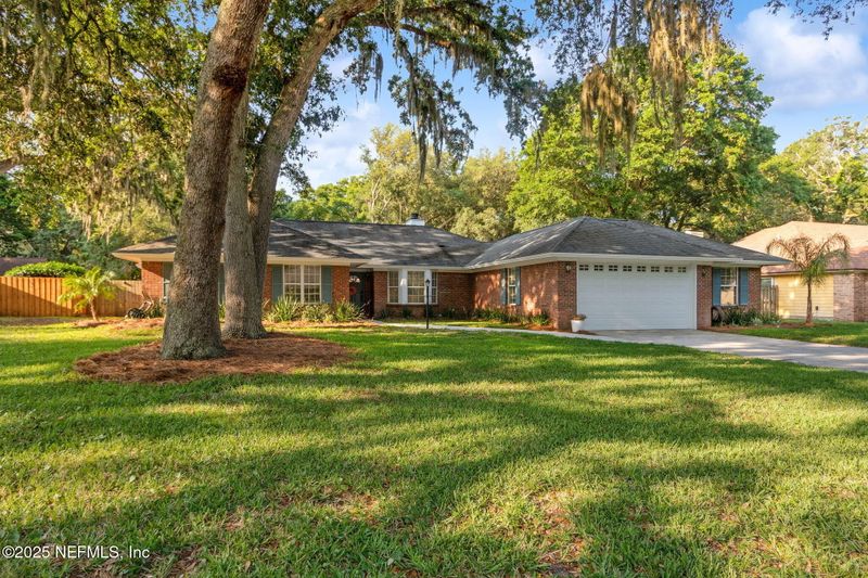 1908 Springbrook Rd, Fernandina Beach, FL 32034