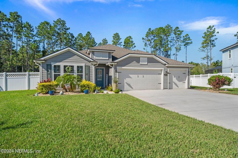 191 Balmoral Castle Dr, St Johns, FL 32259
