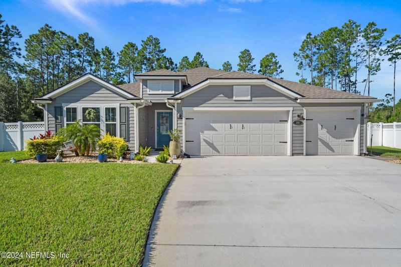 191 Balmoral Castle Dr, St Johns, FL 32259