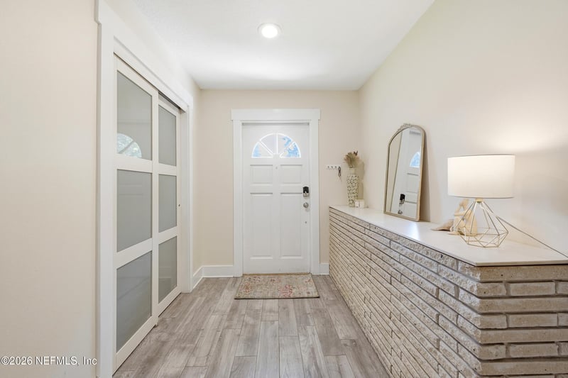 1911 Tanglewood Rd, Jacksonville Beach, FL 32250
