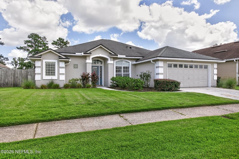 1919 Captiva Dr, Middleburg, FL 32068