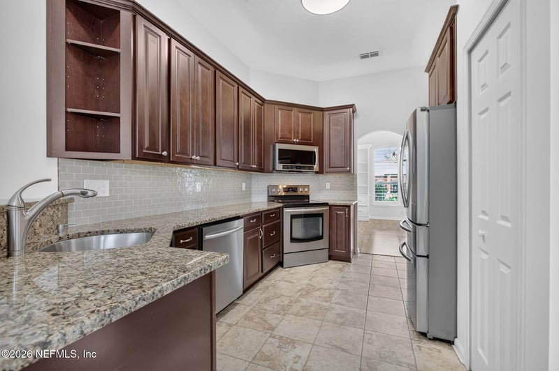 1919 Captiva Dr, Middleburg, FL 32068