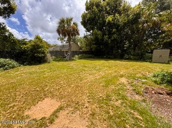 1923 Banbury Rd, Jacksonville, FL 32211