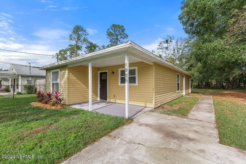 1925 Benedict Rd, Jacksonville, FL 32209