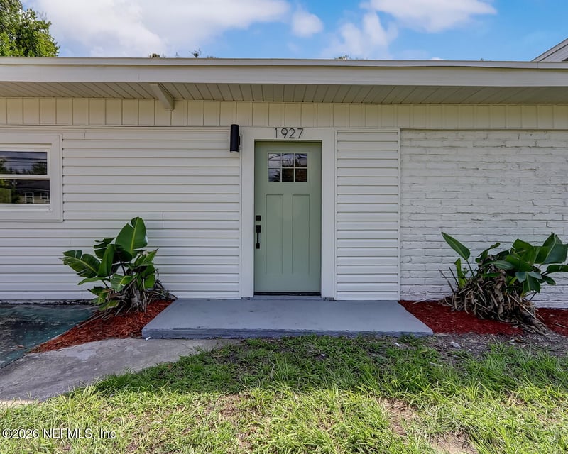 1927 Fouraker Rd, Jacksonville, FL 32210