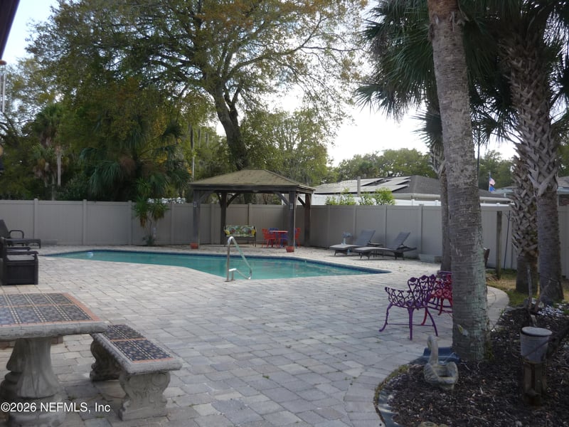 1932 Dalamon St, Jacksonville, FL 32211