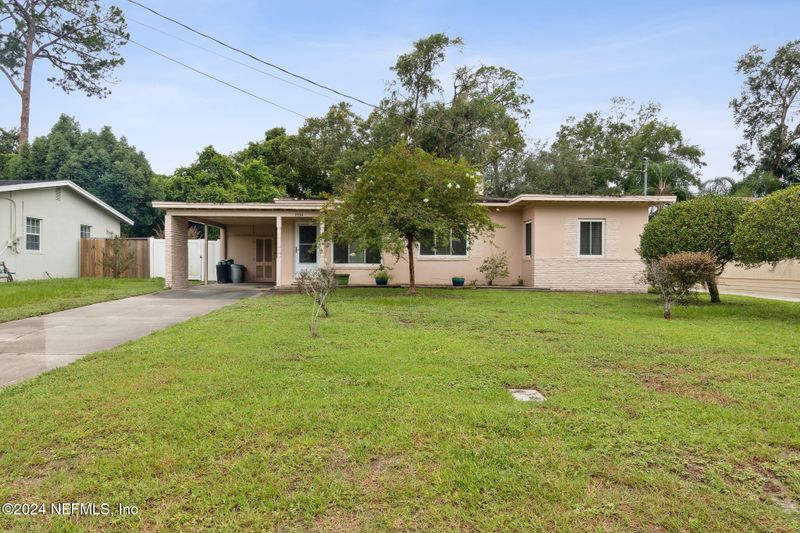 1934 Clemson Rd, Jacksonville, FL 32217