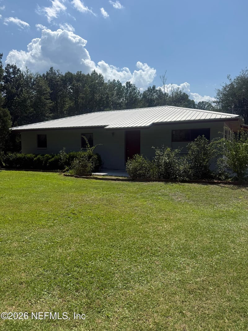 1935 SE 144th St, Starke, FL 32091