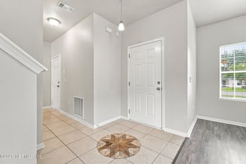 1936 Mcgirts Point Blvd, Jacksonville, FL 32221