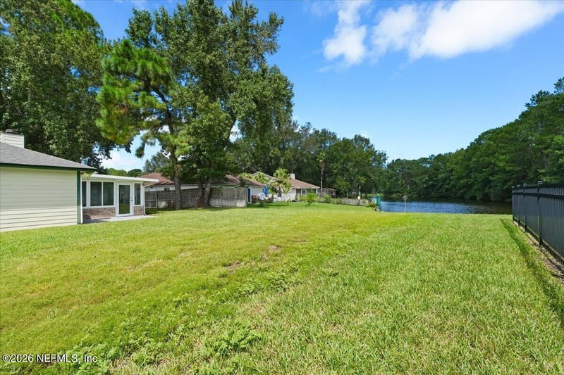 1938 Hovington Cir W, Jacksonville, FL 32246