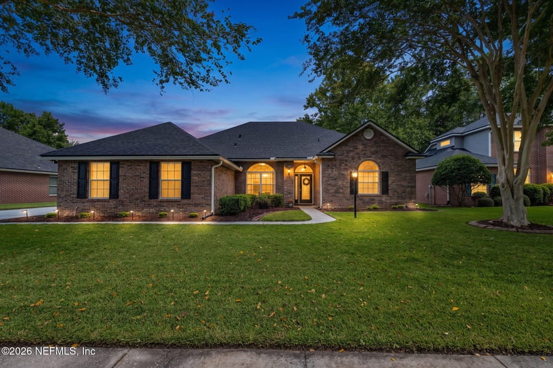 1946 White Dogwood Ln, Fleming Island, FL 32003