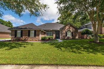 1946 White Dogwood Ln, Fleming Island, FL 32003