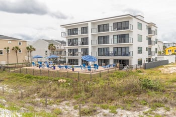 1951 Ocean Dr S #1B, Jacksonville Beach, FL 32250
