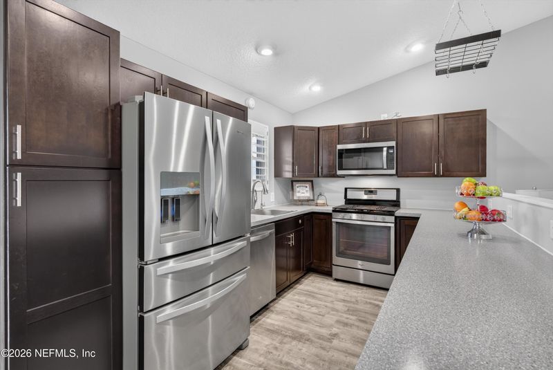 1957 Birch Rn E, Orange Park, FL 32073