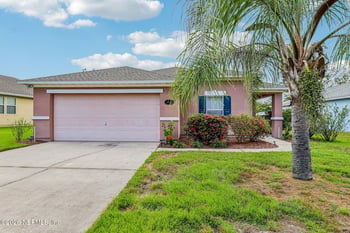 1962 Tomahawk Dr, Middleburg, FL 32068