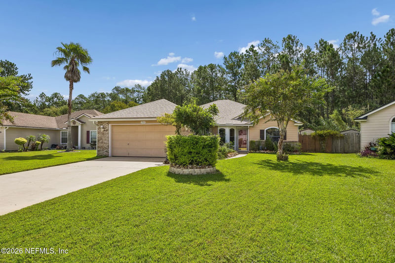 1963 Hunters Trace Cir, Middleburg, FL 32068