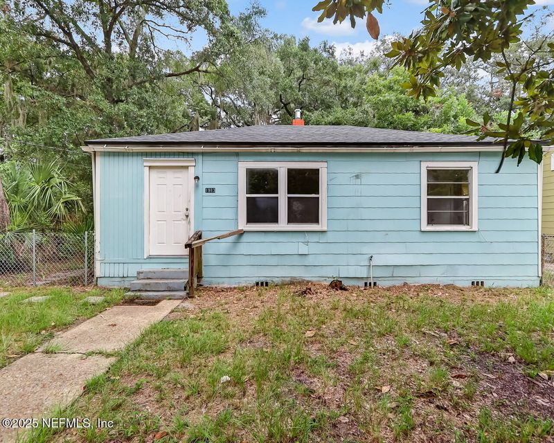1983 Lambert St, Jacksonville, FL 32206