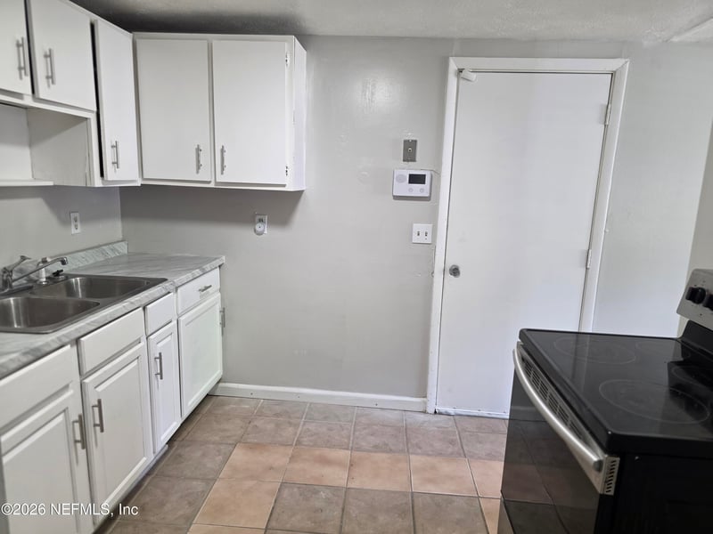 1984 W 3rd St, Jacksonville, FL 32209