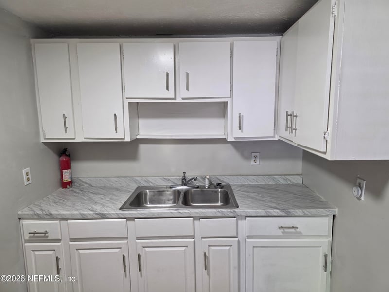 1984 W 3rd St, Jacksonville, FL 32209