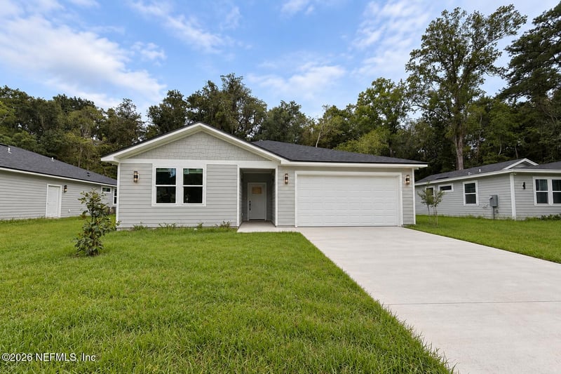 1986 Solomon St, Orange Park, FL 32073