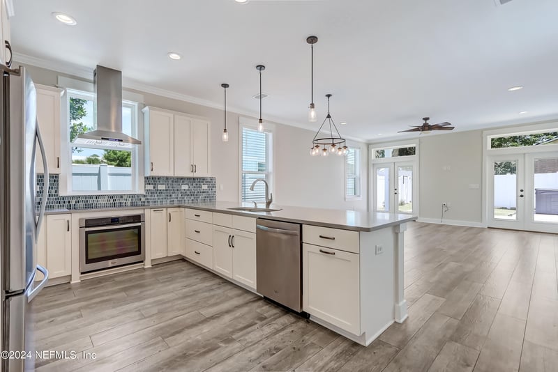 199 Oleander St, Neptune Beach, FL 32266