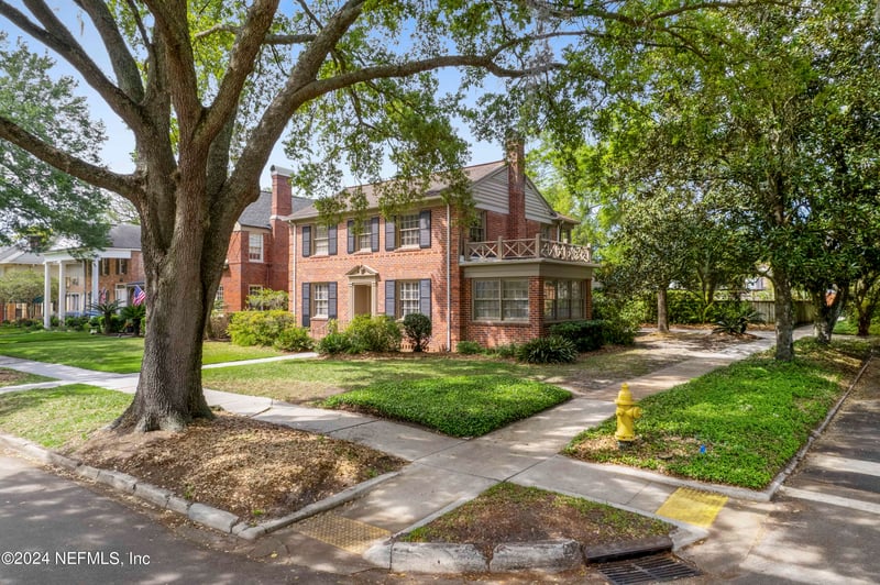 1993 Largo Rd, Jacksonville, FL 32207