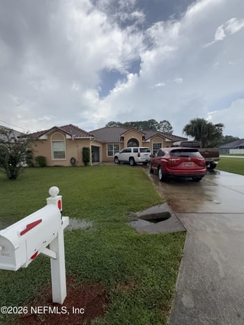 2 Burning Sands Ln, Palm Coast, FL 32137