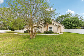 200 Nottingham Dr W, St Johns, FL 32259