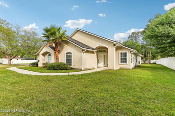 200 Nottingham Dr W, St Johns, FL 32259