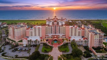 200 Ocean Crest Dr #713, Palm Coast, FL 32137