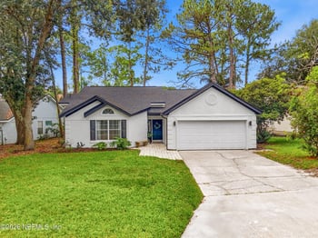 2004 St Martins Dr E, Jacksonville, FL 32246