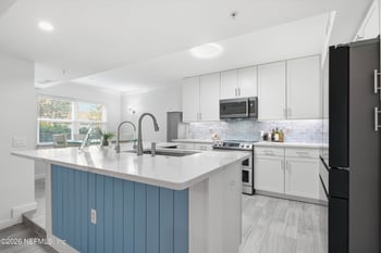 201 25th Ave #N11, Jacksonville Beach, FL 32250