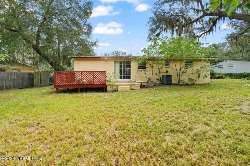 201 Canis Dr W, Orange Park, FL 32073