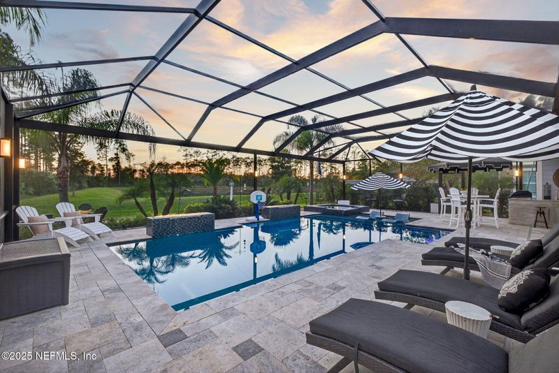 201 Clarendon Rd, St Johns, FL 32259