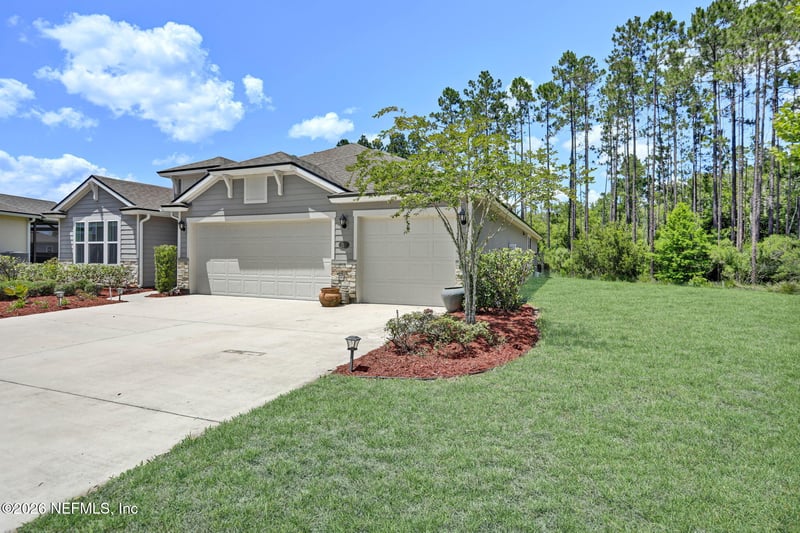 201 Granite City Ave, St Johns, FL 32259