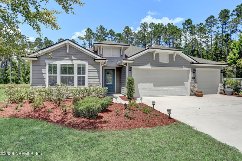 201 Granite City Ave, St Johns, FL 32259