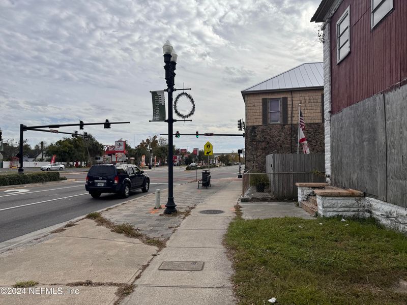 2010 N Main St, Jacksonville, FL 32206