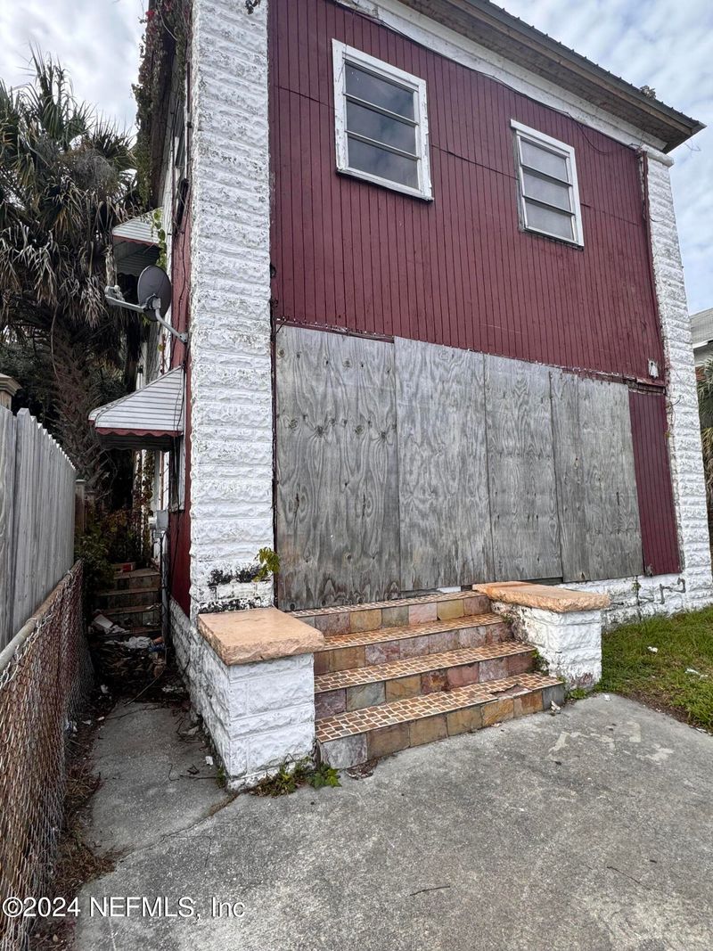 2010 N Main St, Jacksonville, FL 32206