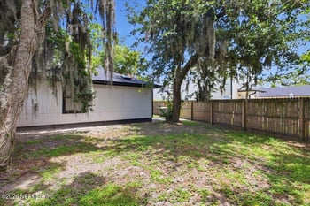 2012 Kingswood Rd, Jacksonville, FL 32207
