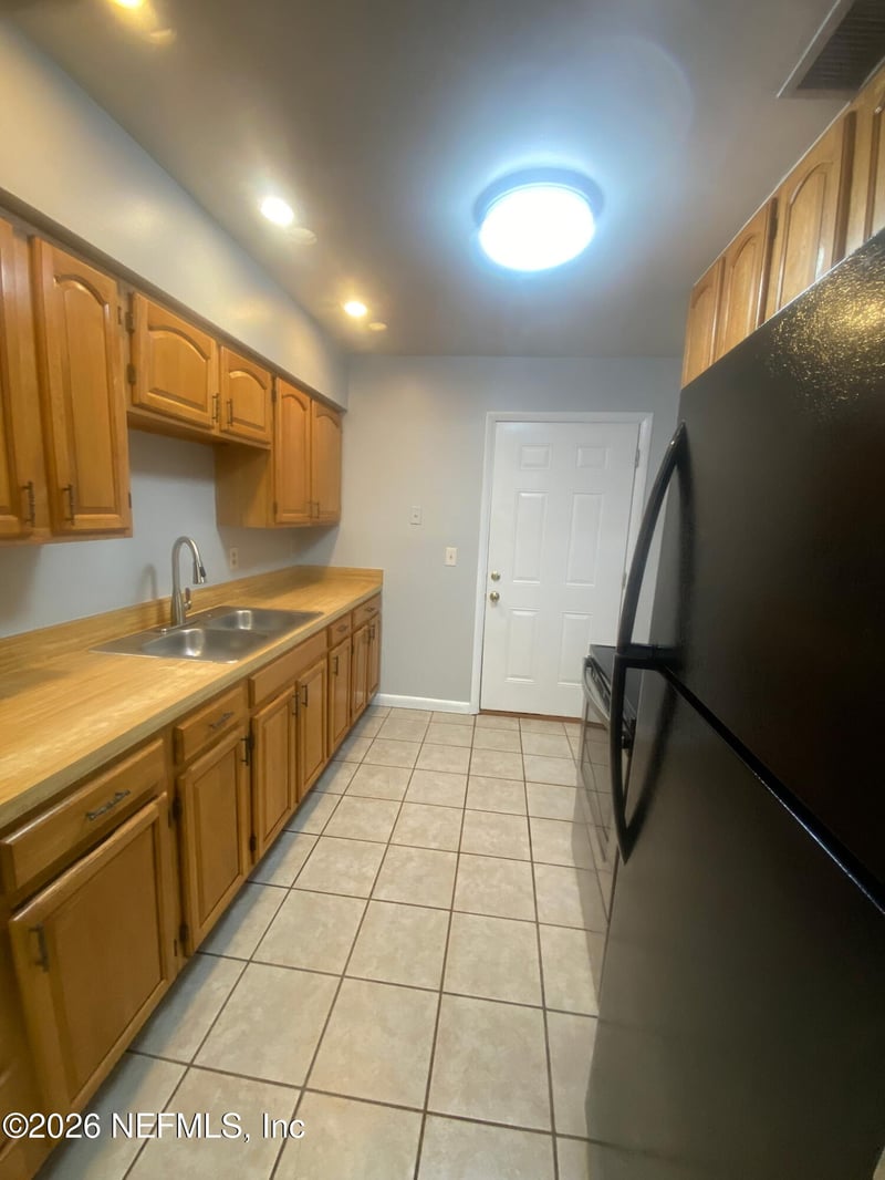 2014 Orlean Dr, Jacksonville, FL 32210