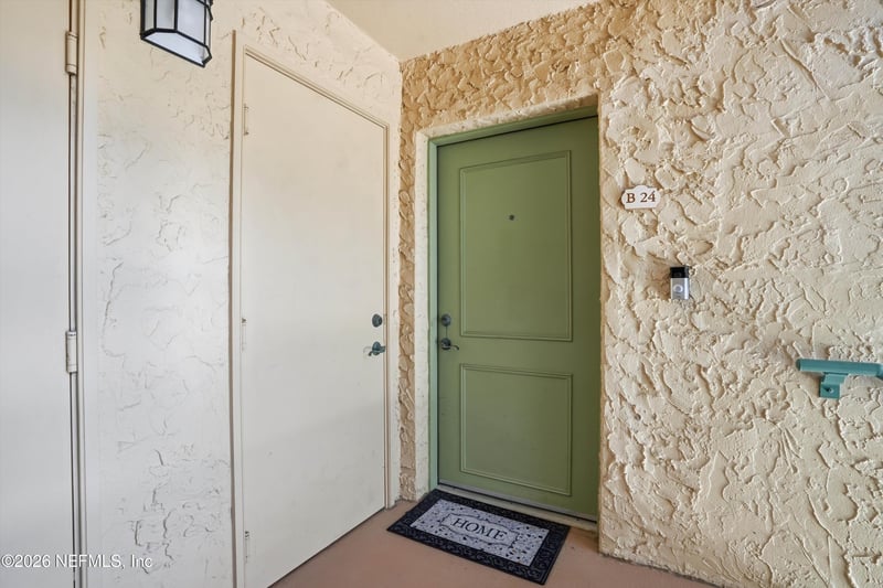 202 Laguna Villas Blvd #B24, Jacksonville Beach, FL 32250