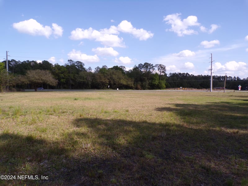 20208 N Us Hwy 301, Lawtey, FL 32058