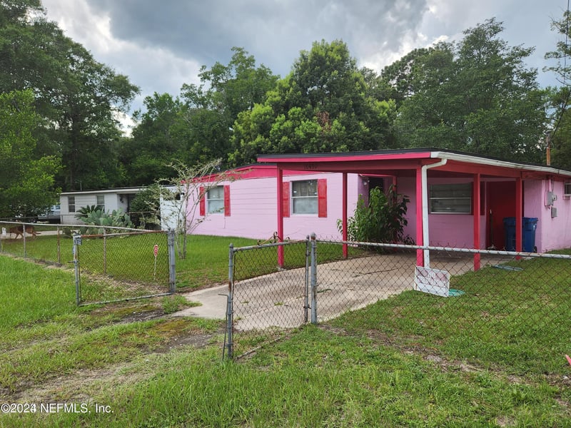 10450 Keuka Dr, Jacksonville, FL 32218