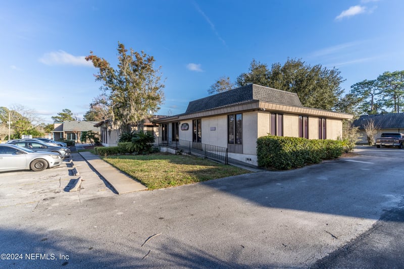 4131 University Blvd #5, Jacksonville, FL 32216